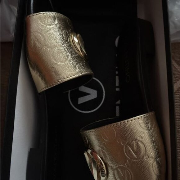 Brand New Valentino sz 6 Carrie Slide Sandals In Gold - Picture 2 of 5